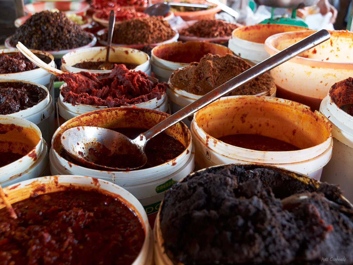 Chinese wholesale spices at Lijiang open air market