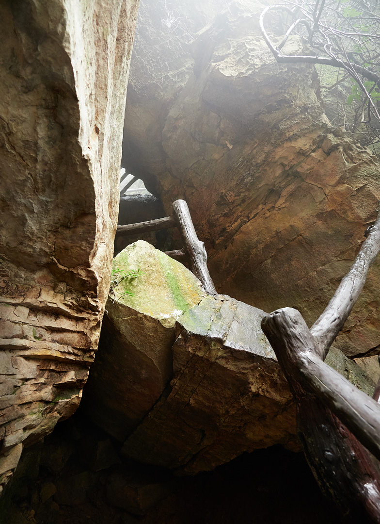 A trail in Zhangjiajie park that requires some climbing