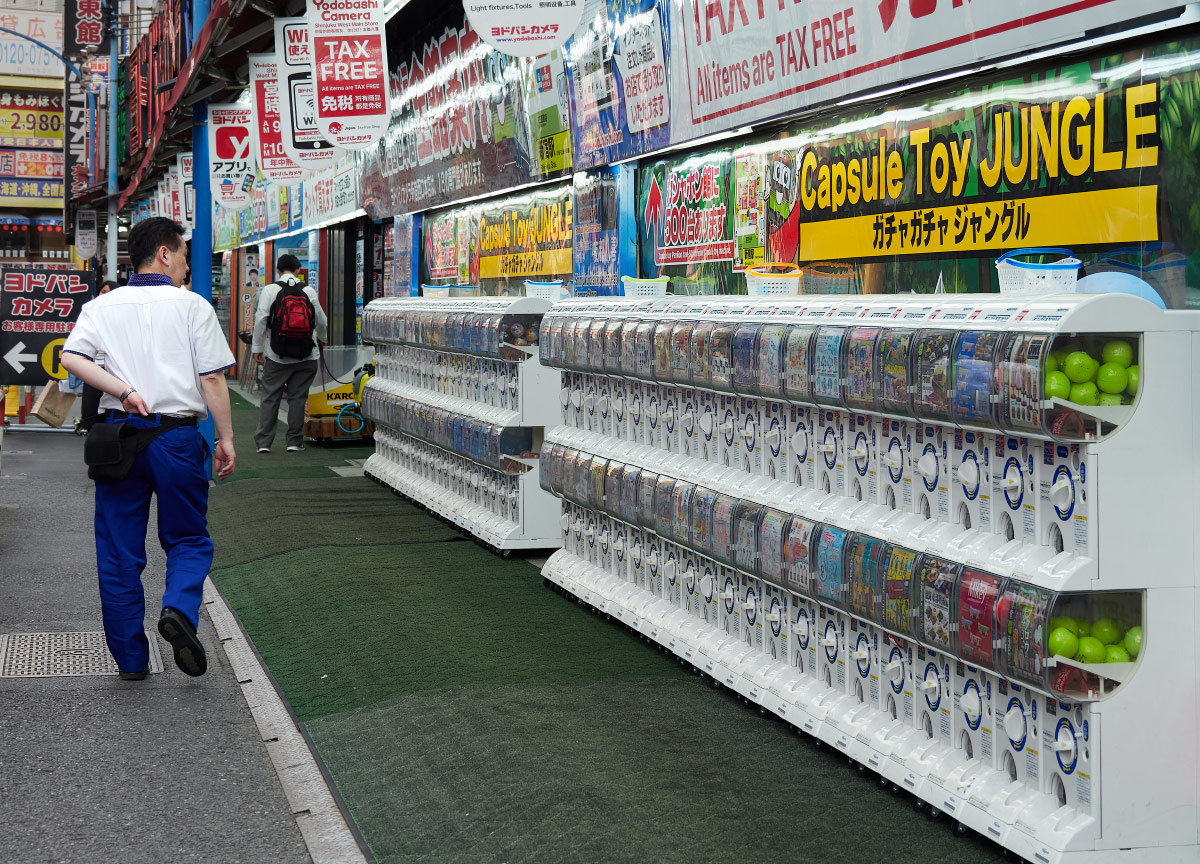 capsule toys, tokyo