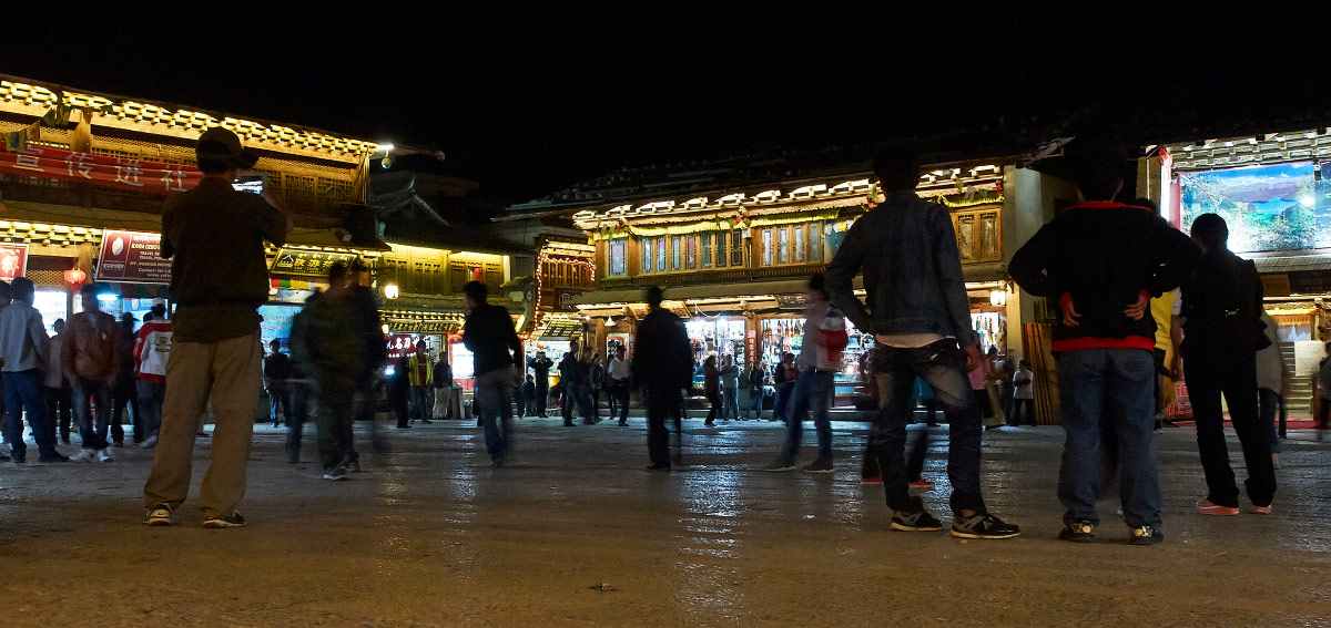 Shanri-la town square dancing - night street photography